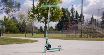 Razor Scooter Paradise Teal Ride-On