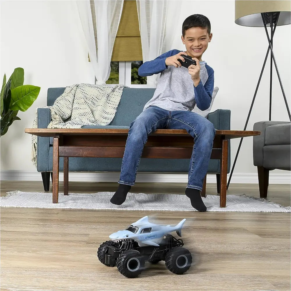Monster Jam RC 1:24 Megaladon Battery-Operated
