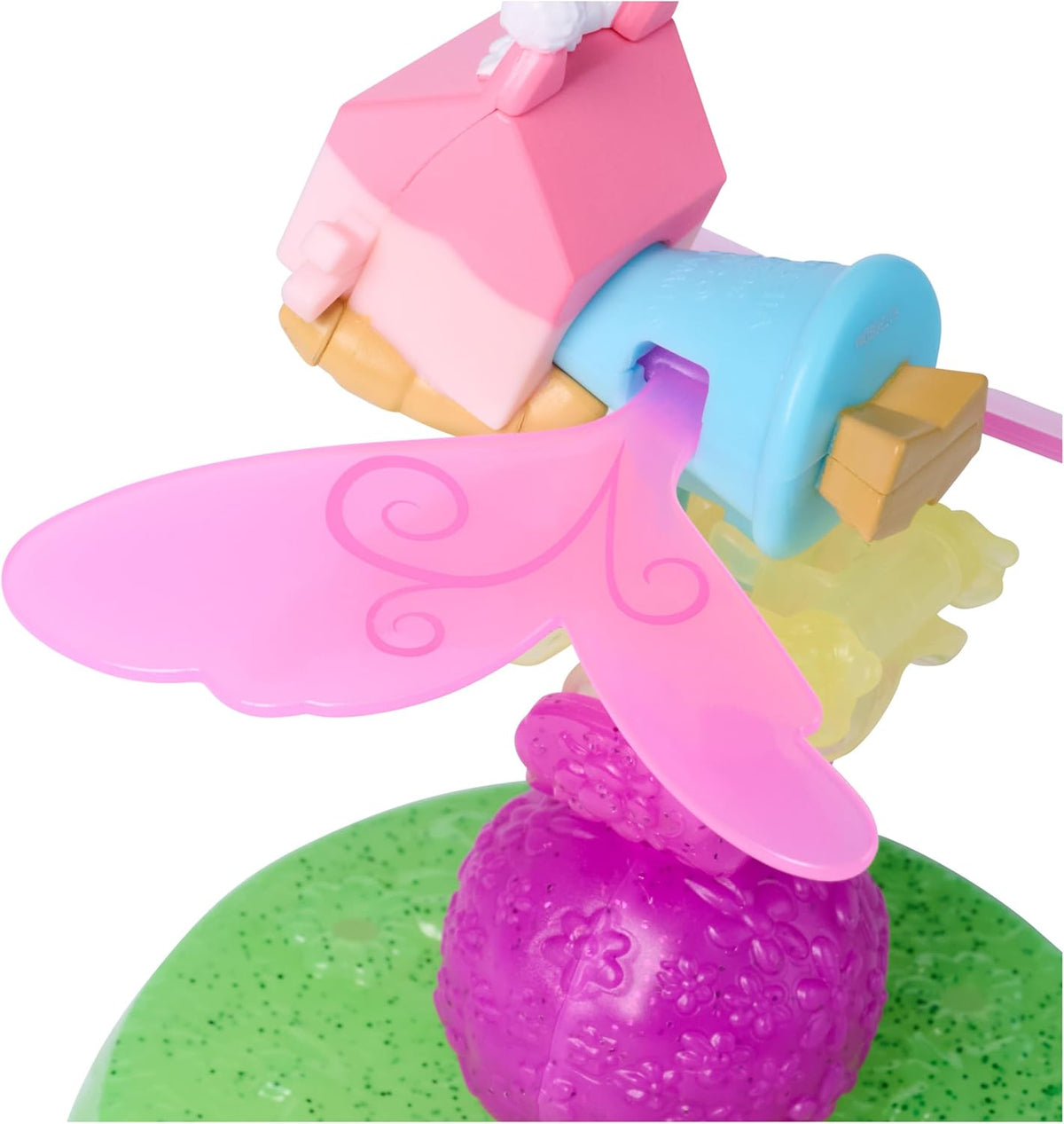 Gabby's Dollhouse Fairylandia Baby Box Fairy Ring Figure with Fluttering Wings and Display Stand  Kids Toys