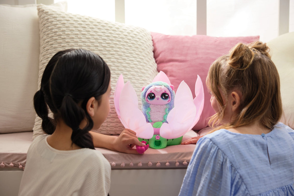 Hatchimals Bloomables Kittyfly Interactive Battery-Operated Toy