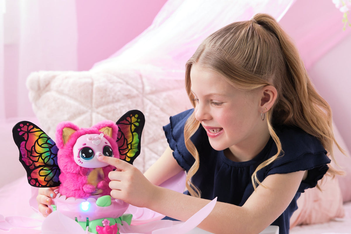 Hatchimals Bloomables Kittyfly Interactive Battery-Operated Toy