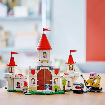 Lego Battle with Roy Peaches Castle