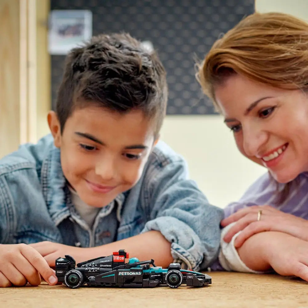 Lego Mercedes AMG Petronas F1 W15E
