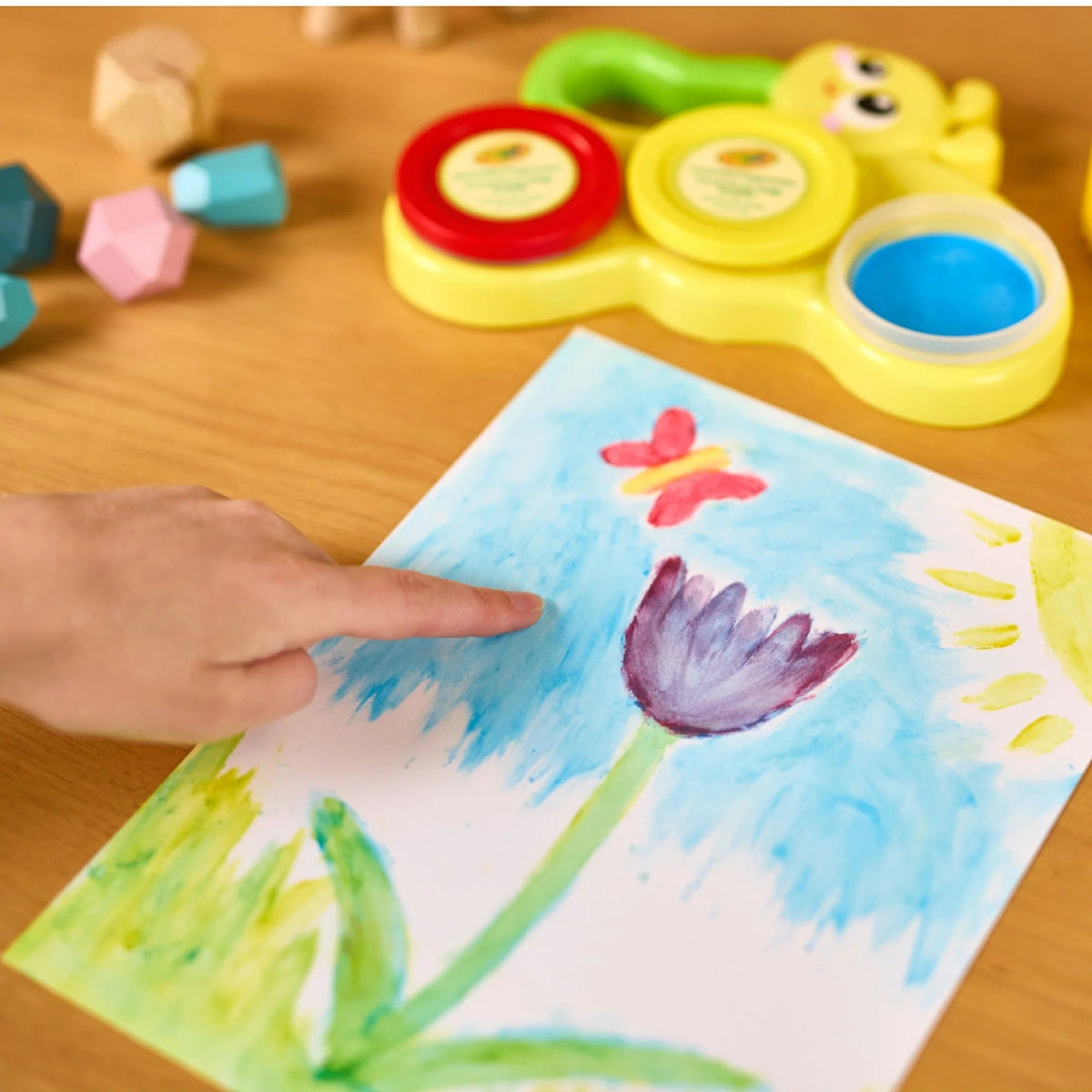 Crayola Butterfly Fingerpaint Palette with 3 Colors and 10 Activity Sheets for Toddlers