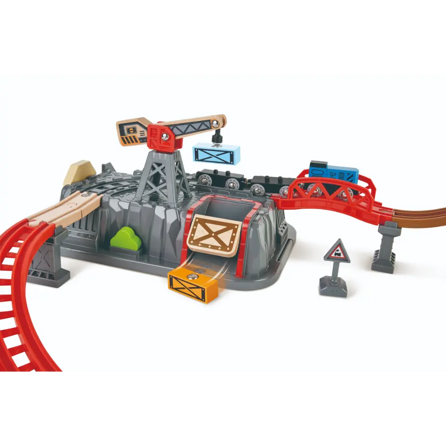 Hape Railway Bucket Builder Set