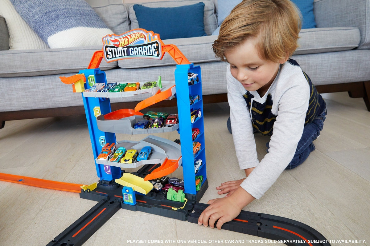 Hot Wheels Jump & Drop Garage