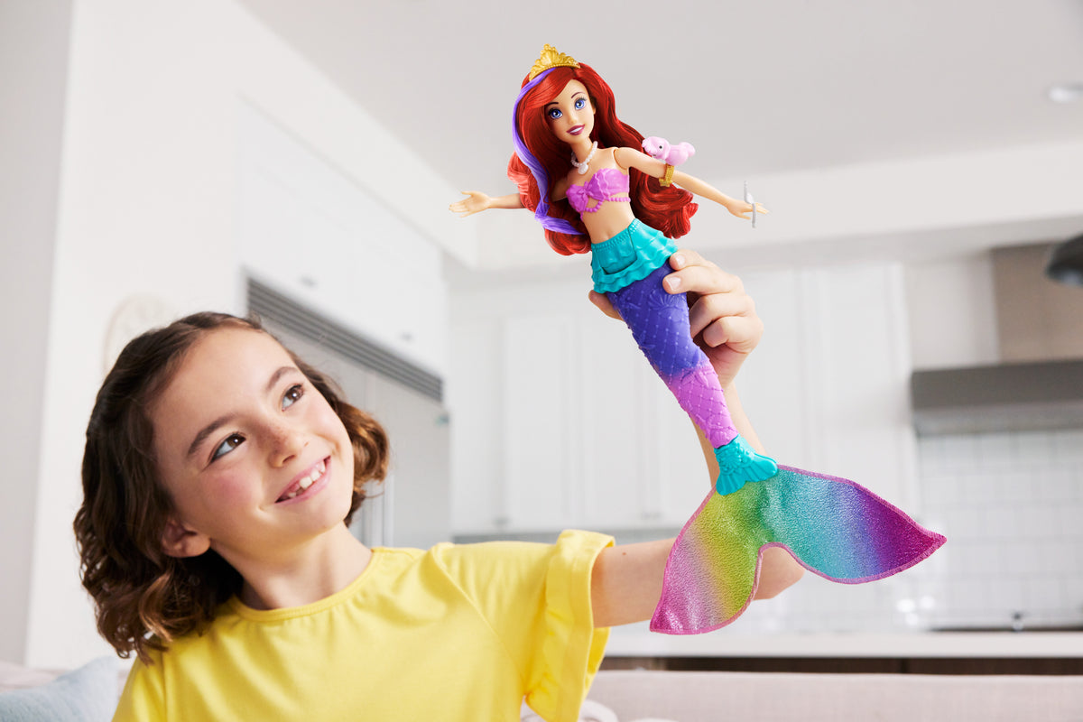 Disney Princess The Little Mermaid Swim & Splash Ariel Fashion Doll