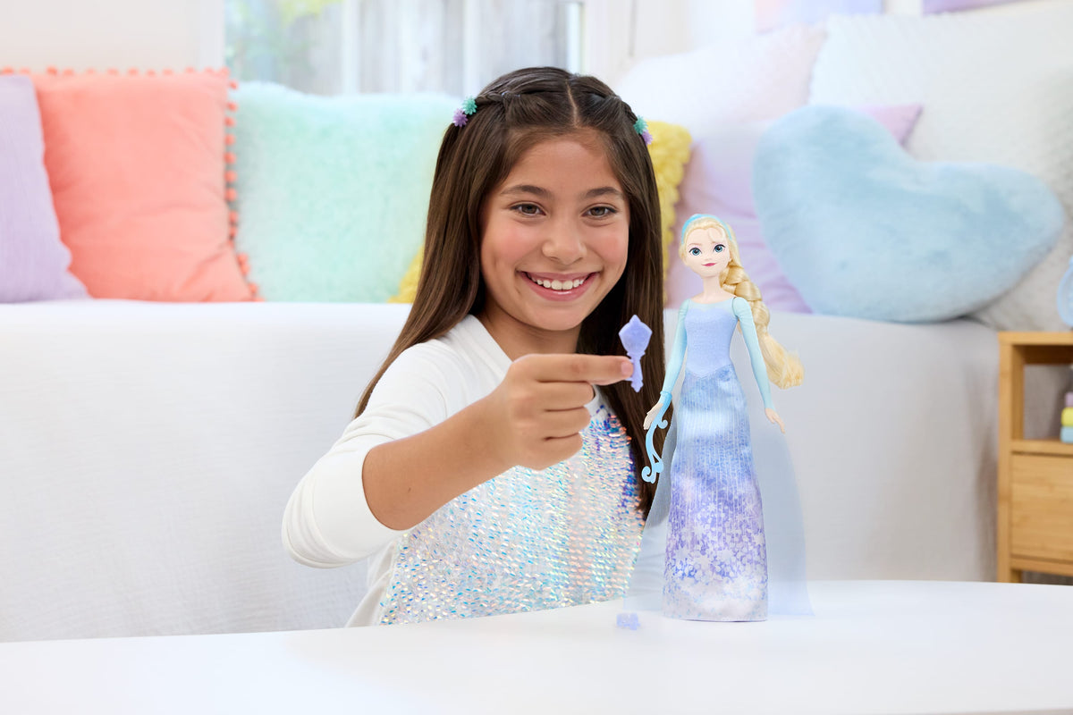 Disney Frozen Elsa Spin & Reveal Fashion Doll Set with Surprises