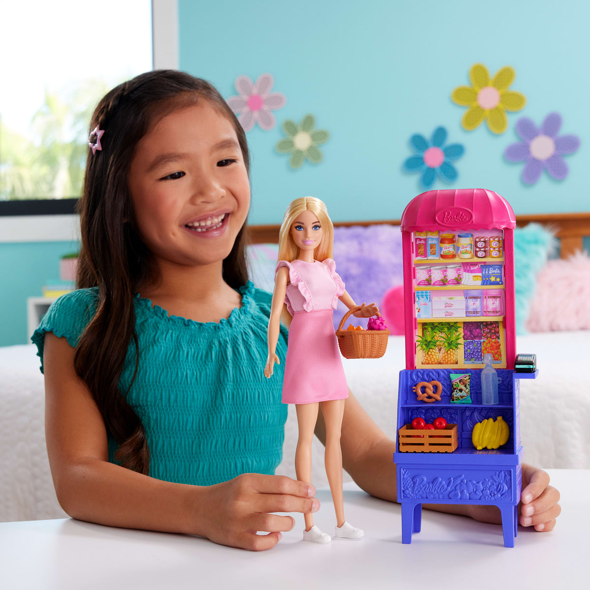 Barbie Malibu at the Market Teresa Doll & Playset with Accessories