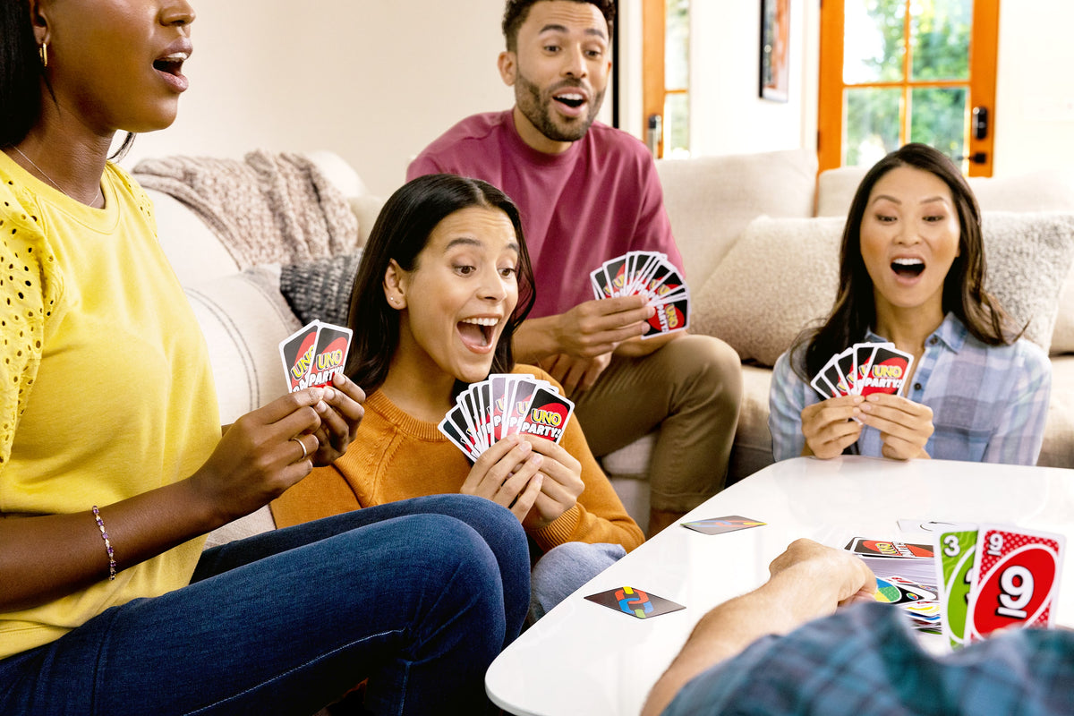 Mattel UNO Party Card Game