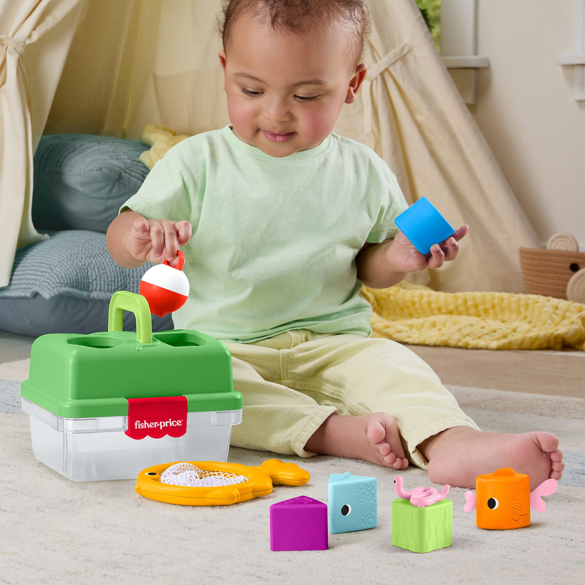 Fisher-Price Friendship Sort & Store Tackle Box Activity Toy