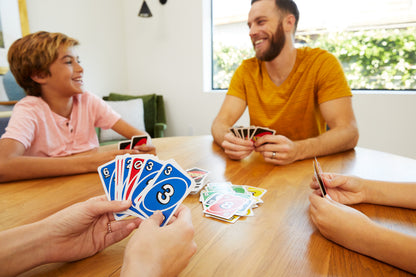Mattel UNO Deluxe Card Game
