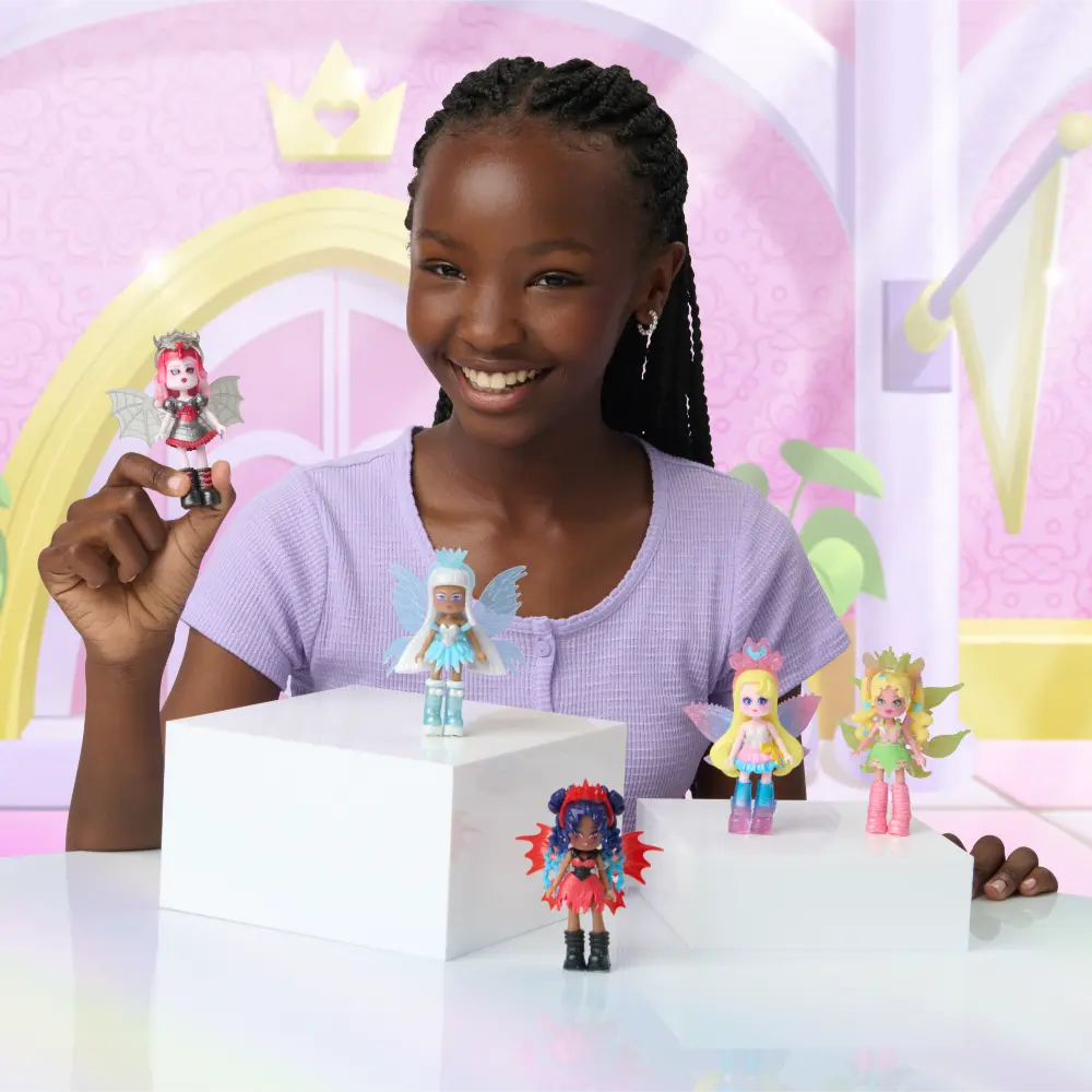 Royale High Core Deluxe Figures 3 Inch Assortment