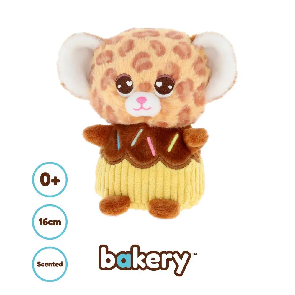 Motsu Novelty Cupcakes 16cm