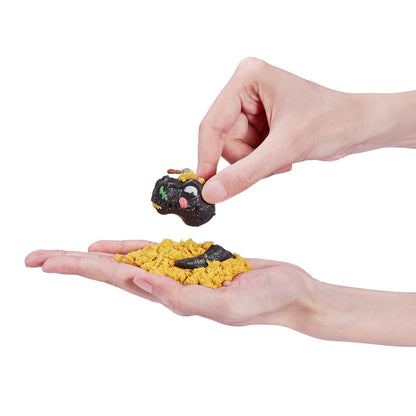 Smashers Dino Island Egg 2 Pack Series 5 Smash & Reveal Dinosaur Surprise Toys with Collectible Figures